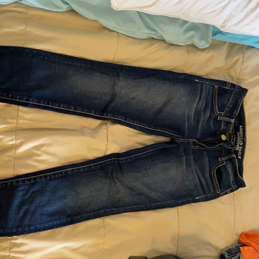 American eagle dark washed jeans